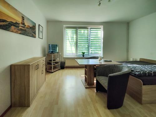 Janschwalde Apartment | Pet-Friendly Retreat at FEWO Jänschwalde II - Family Friendly