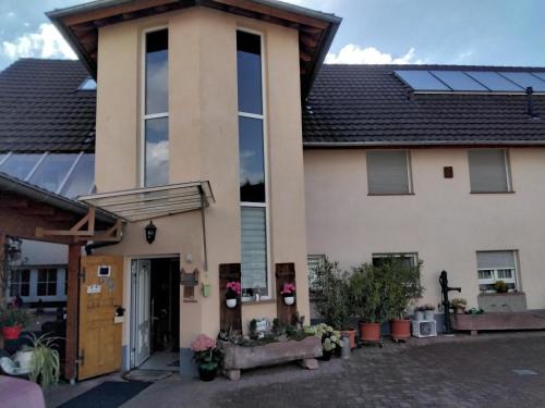 Rust Apartment | Oceanfront Escape at Fewo Jehle Süd Nord - 9.2/10 Rated