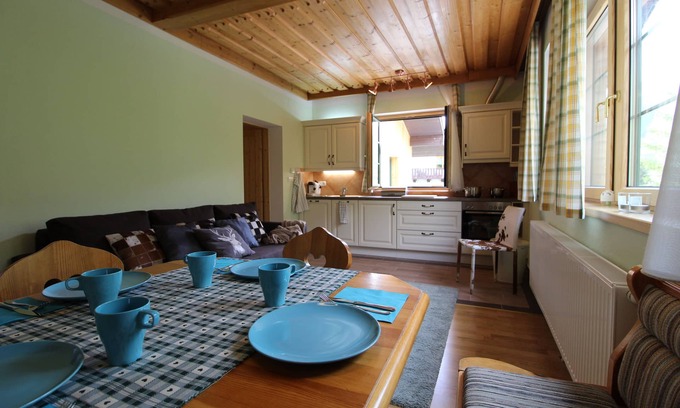 Bad Kleinkirchheim Villa | Relaxing Wellness Apartment with Infrarotsauna in FeWo LÄRCHEGG
