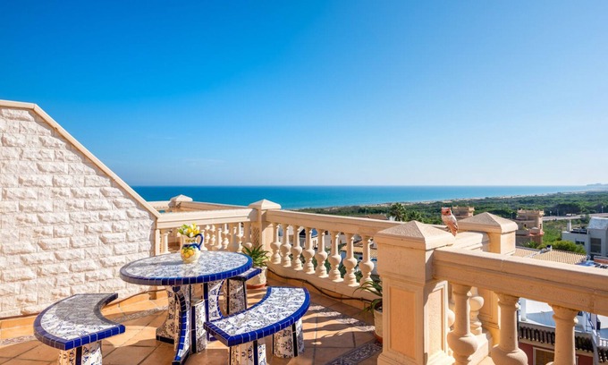 Guardamar del Segura Apartment | Beachfront Penthouse Duplex with Ocean View and Spa