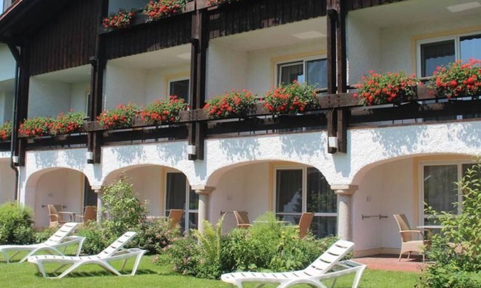 Bad Fuessing Apartment | Immaculate Retreat with 2 Baths Near Thermen & Reiterhof