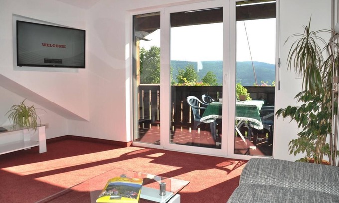 Arnbruck Apartment | Mountain View Getaway: 2 Bedrooms, Pool & Spa Access
