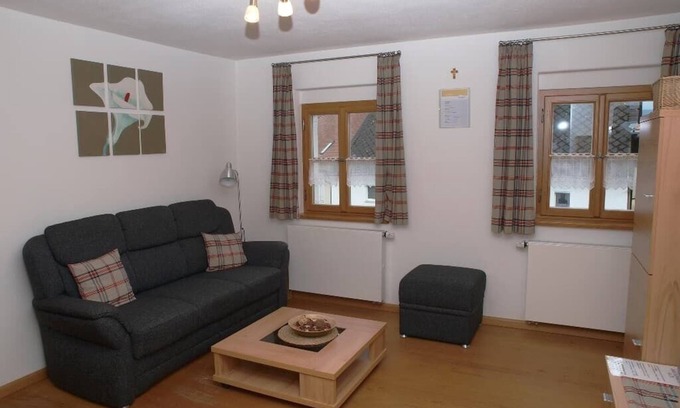 Neualbenreuth Apartment | Cozy Retreat with Scenic Views at Tillenberg Mountain