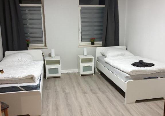 Weissenfels Apartment | Cozy FeWo Nina 3 - Ideal Family Stay with Kitchen Amenities