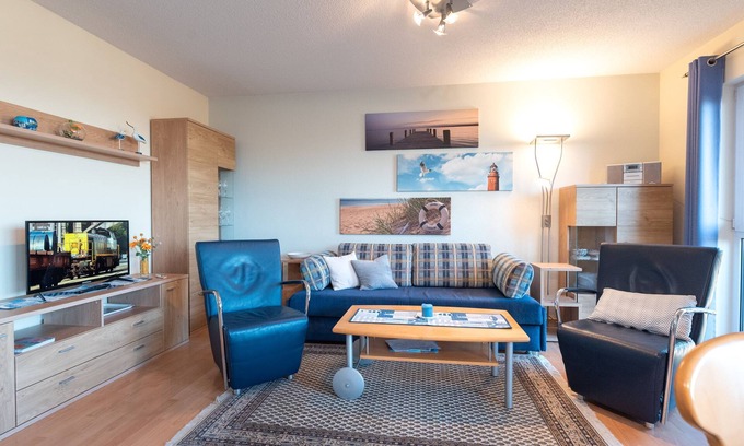 Zempin Apartment | Oceanfront Retreat: Ostseeblick Düneneck Just Steps to Beach
