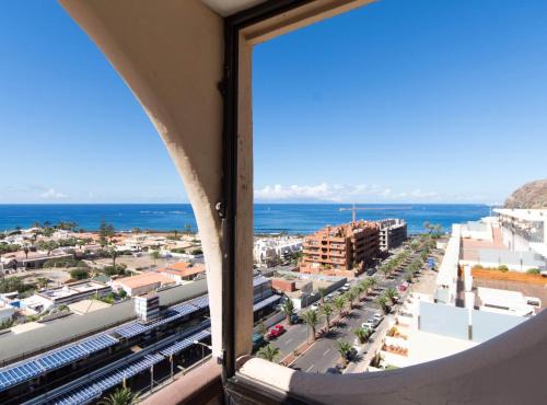 Palm-Mar Apartment | Pet-Friendly Fewo Ray with Ocean View & Family Amenities