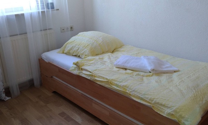 Reutlingen Apartment | Guest Rated: Fewo Reutlingen Metzstrasse with Family-Friendly Amenities