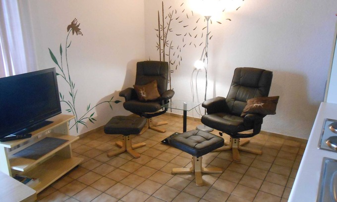 Bad Duerrheim Apartment | Cozy Cottage Lochar: Ideal for Couples with Kitchen Access