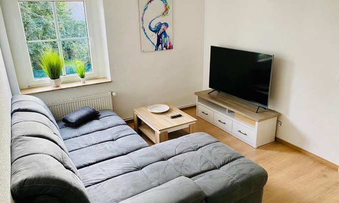 Vienenburg Apartment | Cozy FeWo Seestadt: Balcony Retreat Near Scenic Lakes