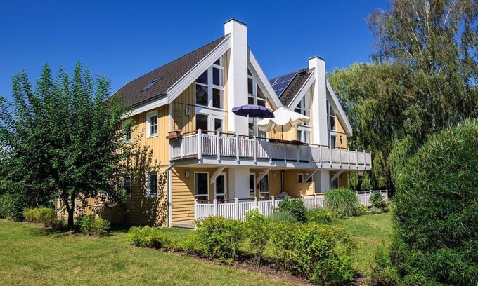 Wendisch Rietz Hotel | Relaxing Getaway at FeWo Skipper with Sauna & Lake View
