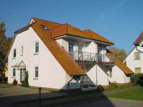 Karlshagen Apartment | Family-Friendly Fewo Sommergarten with Pet Amenities