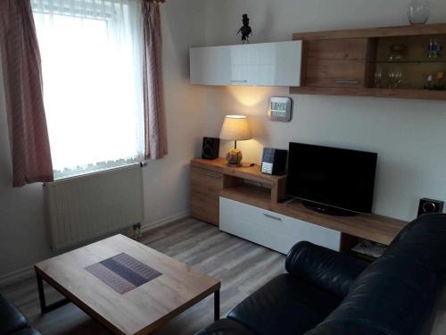 Karlshagen Apartment | Family-Friendly Retreat at Fewo Sommergarten 4010