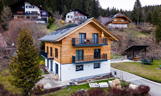 Gitschtal Apartment | Oceanfront Retreat at FeWo Sonnenschein - Rated 9.6/10