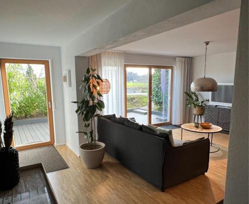 Andelshofen Apartment | Discover Fewo Spectrum: Oceanfront Haven with Top Ratings