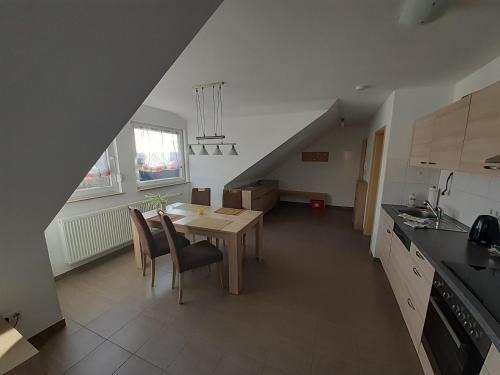 Sulzbach am Main Apartment | Cozy Fewo Steinhohle: Oceanfront Stay with Pet-Friendly Features