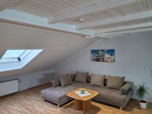 Litzendorf Apartment | Welcoming FeWo Taube: Pet-Friendly Getaway for Families