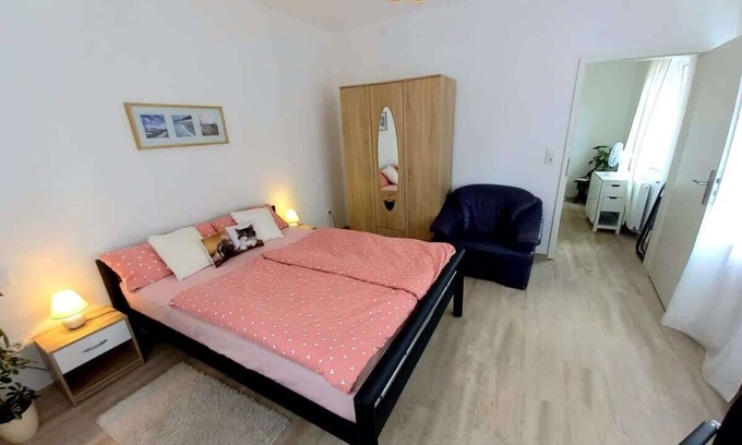 Hadamar Apartment | Fewo Weser OG Shady Pines Room 4