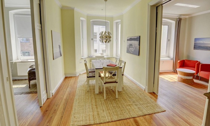 Flensburg Apartment | Cozy 2-Room Apartment with Balcony in Central Location