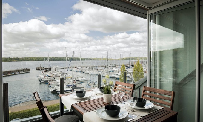 Murwik Apartment | Bright Baltic Lodge: 3 Bedroom Duplex with Ocean View