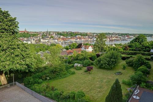 Flensburg Apartment | Beautiful Bellevue: 2-Room Apartment with Harbor Views