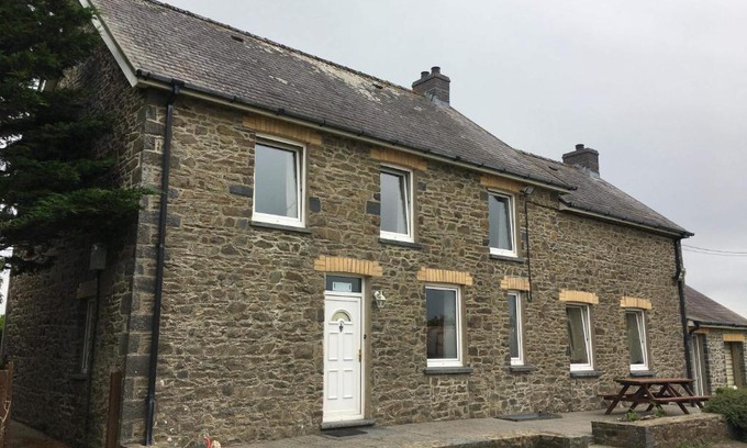 New Quay Apartment | Pet-Friendly Ffermdy Brynonnen Farmhouse with Ocean Views
