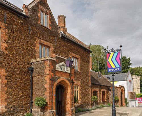 King's Lynn Hotel | Discover Ffolkes Arms Hotel: Pet Friendly & Family Welcoming