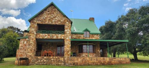 Dullstroom Apartment | Discover Field and Stream: Pet-Friendly Retreat for Families