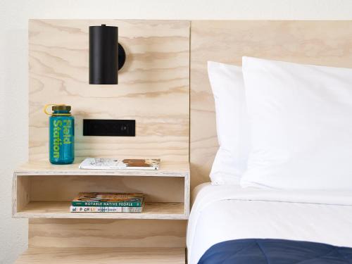 Yucca Valley Hotel | Relaxing Getaway at Field Station Joshua Tree - Pet Friendly!