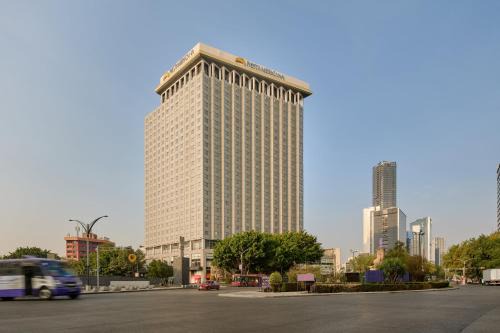 Cuauhtemoc Hotel | Explore Fiesta Americana Reforma: 5-Star Comfort Awaits