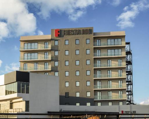 Tlaquepaque Hotel | Discover Fiesta Inn Guadalajara Aeropuerto: Pet-Friendly Getaway