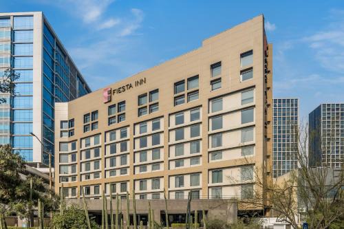 Monterrey Hotel | Discover Fiesta Inn Monterrey Valle: Family-Friendly Comfort