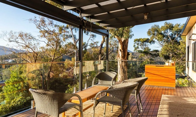 Geilston Bay House | Discover Fig Place: Family-Friendly Stay with Scenic Views