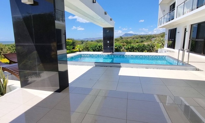 Tavua Villa | Stunning Fiji Designer Home with Pool and Spectacular Views