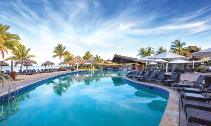 Nadi Apartment | Idyllic Beachfront Resort: Wyndham Denarau with Kitchen