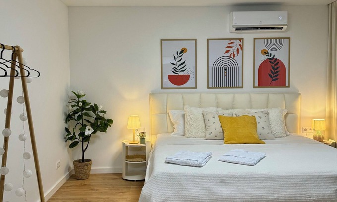 Ciocana Apartment | FILIN HOME with KING SIZE BED in the center of Chisinau