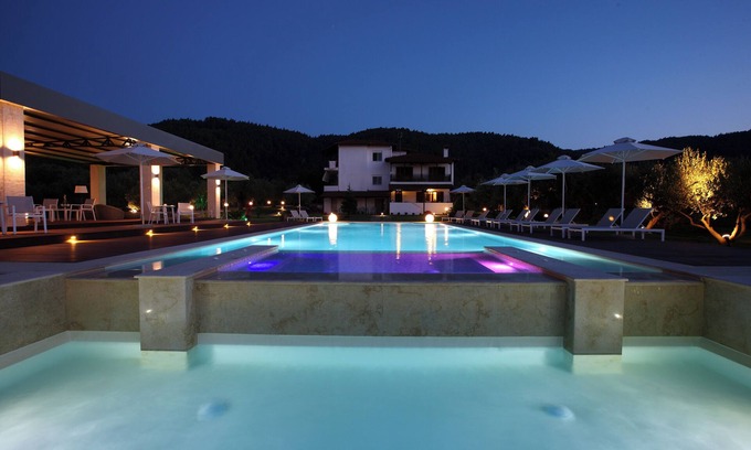 Vourvourou House | Discover Fillis House: Oceanfront Escape with Spa & Pool