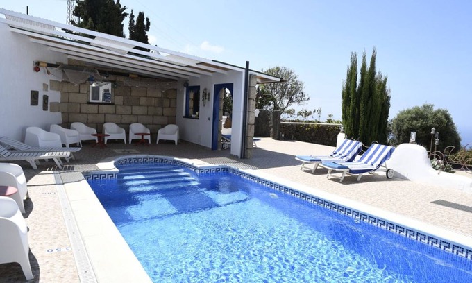 La Matanza de Acentejo House | Unforgettable Stay at Finca Angelus with Pool & Mountain Views