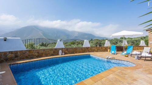 Orgiva House | Top-Rated Finca Al-Zaytún Órgiva with Private Pool & Family Fun