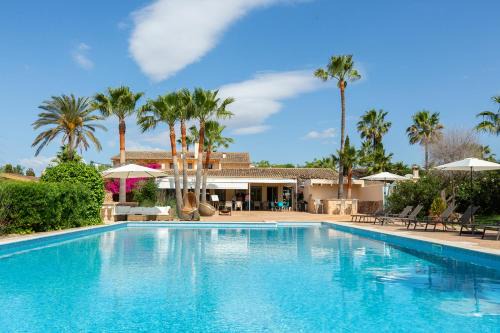 Campos Hotel | Discover Finca Amapola - Pet Friendly Agrotourismus Escape