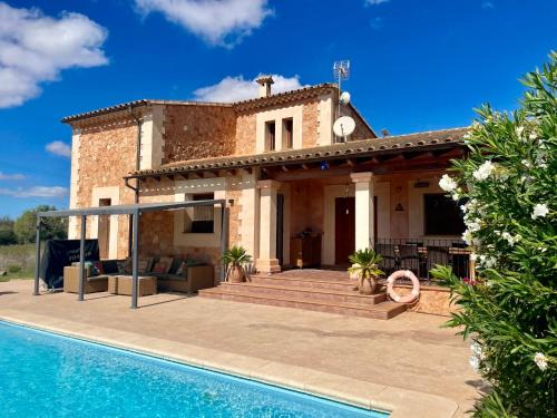Son Antem Villa | Finca Can Alba: Oceanfront Paradise with 9.8 Guest Rating