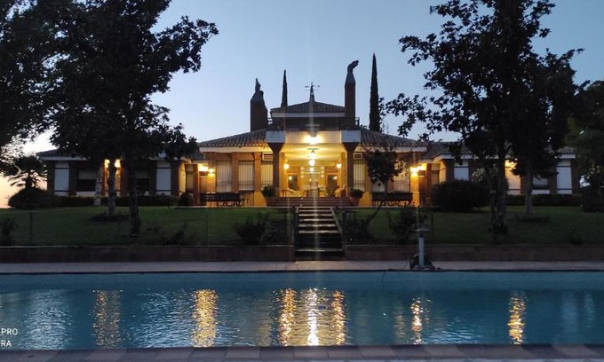 Albarreal de Tajo House | Discover Finca Cerro del Moro: Oceanfront Retreat Awaits