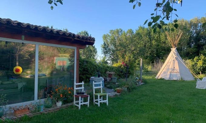 Cintruenigo House | Relaxing Finca with Pool and Indian Tipis Near Senda Viva