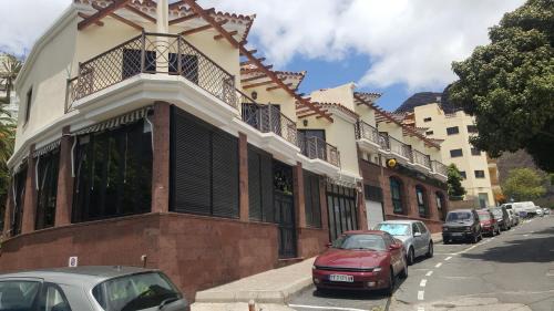 La Calera Apartment | Cozy Finca Contero: Ocean View & Family-Friendly Retreat