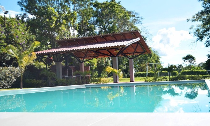 Armenia House | finca el arrullo
