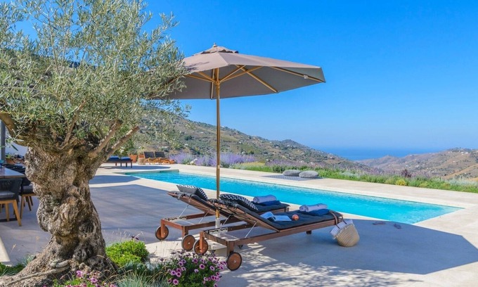 Competa Villa | Exceptional Finca El Frontín Cómpeta with Oceanfront Views
