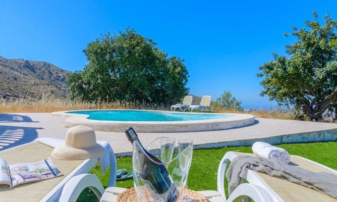Ciudad Jardin Villa | Idyllic Finca El Mirador de Málaga with Pool and Spa