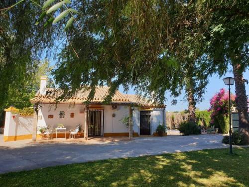 Alcala Del Rio House | Discover Finca El Romero: 9.7 Rated Oasis Near Sevilla