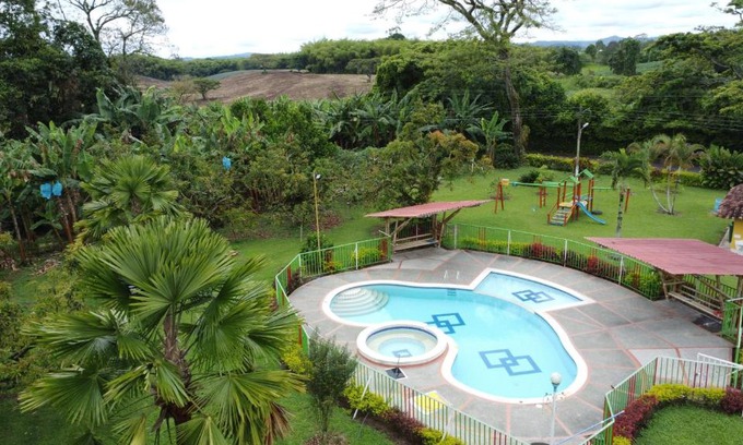 Armenia Hotel | Inviting Finca Hotel La Dorada: Pool, Hot Tub & Breakfast