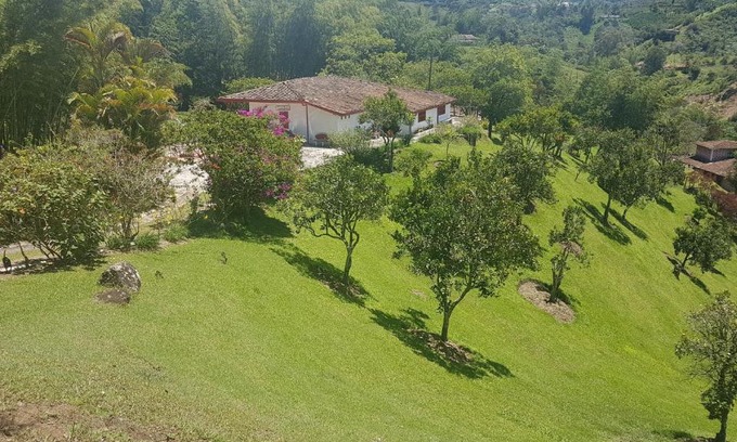 El Penol House | Inviting Finca Hotel Sandoná: Pet-Friendly & Family Joy