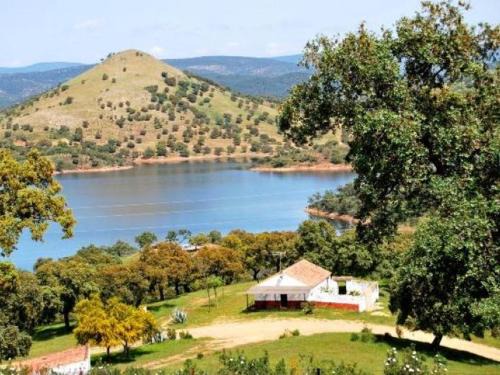 Zufre House | Family-Friendly Finca La Vicaria ROMERO with Ocean Views